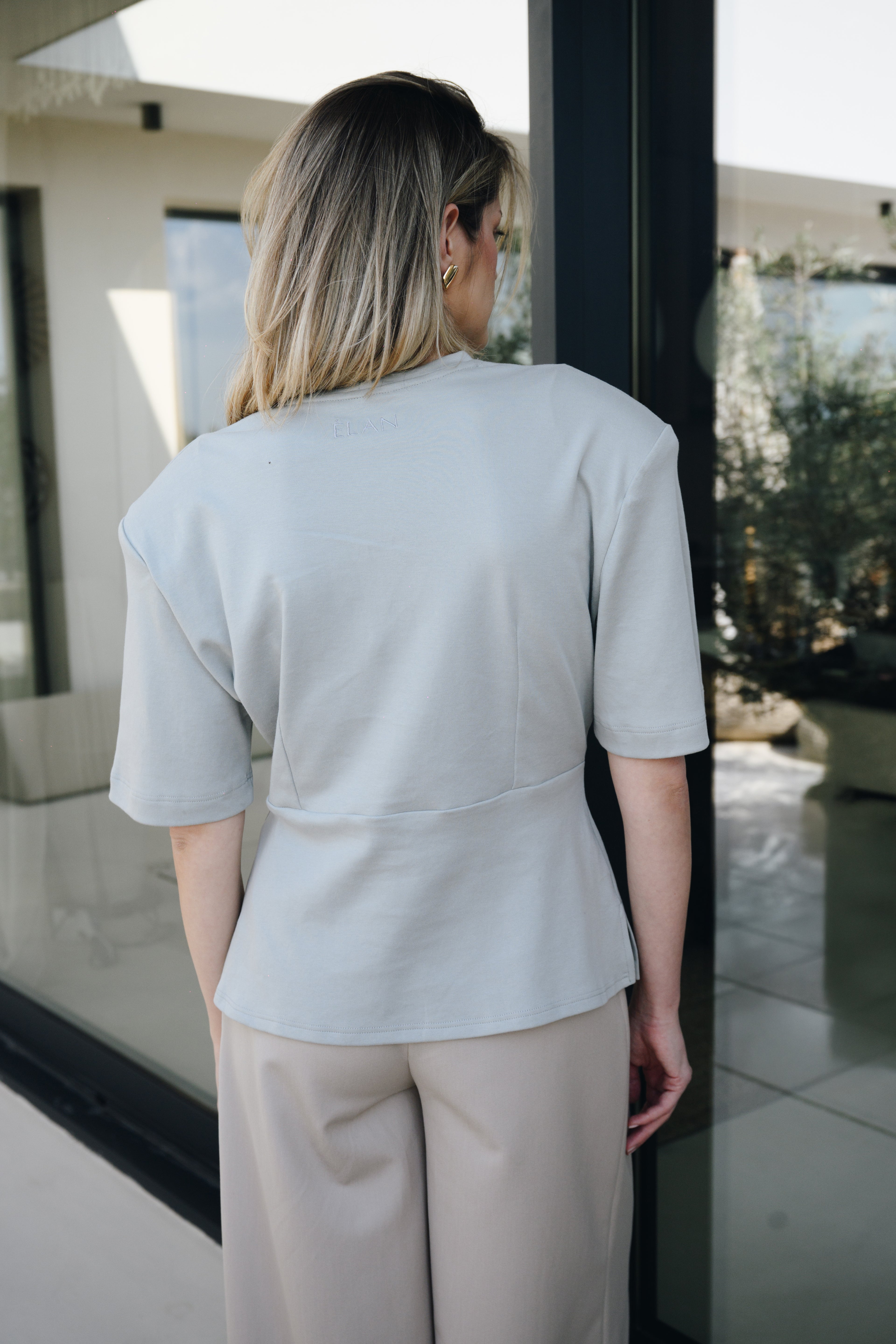 Contour Tee