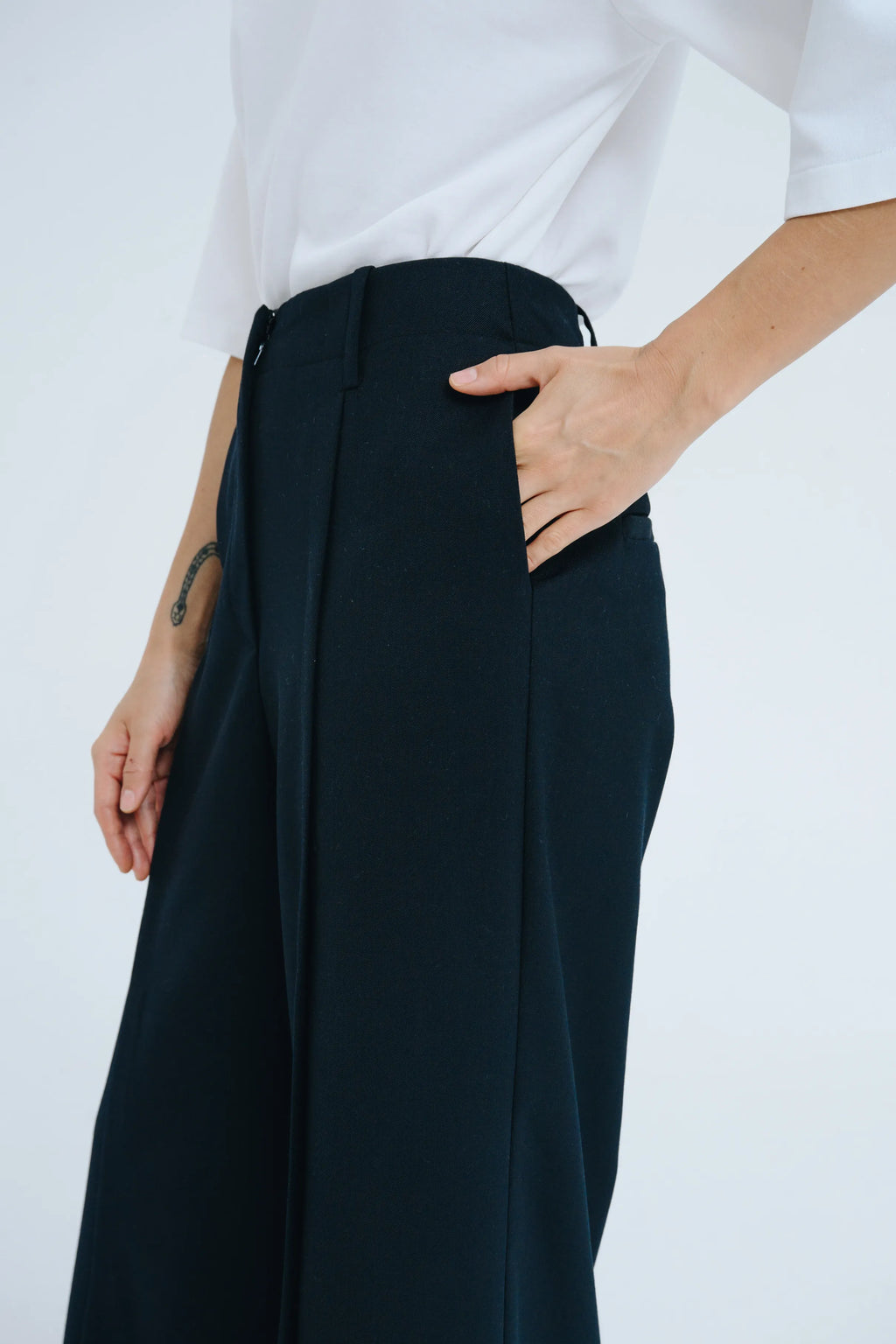 Navy Élan Trousers